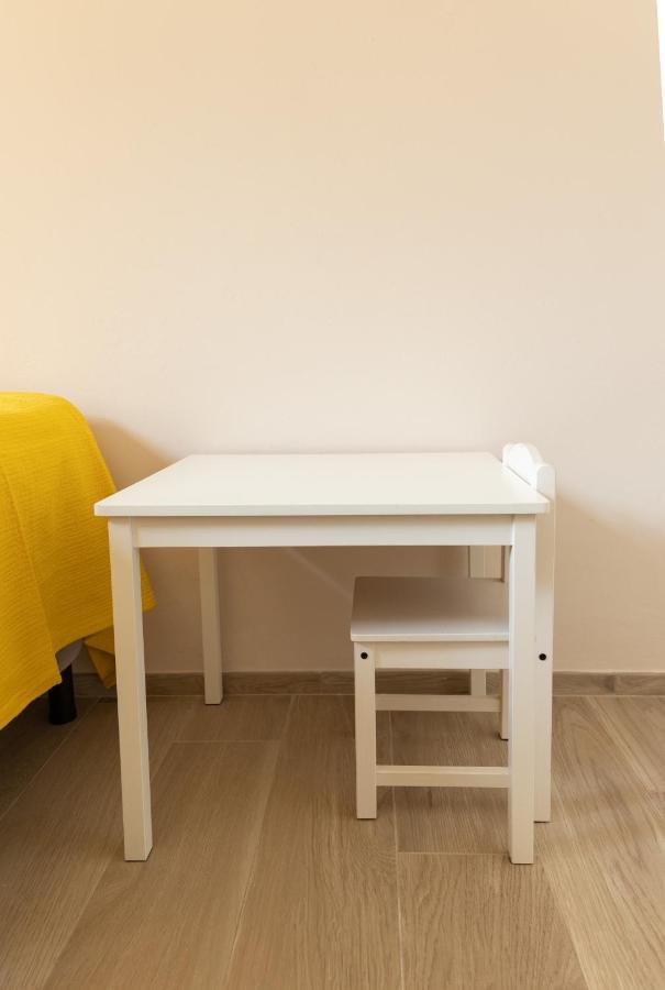 Modern Apartments In The Heart Of Firenze Esterno foto