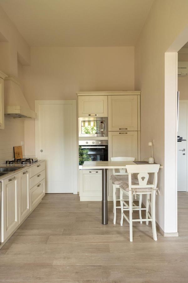Modern Apartments In The Heart Of Firenze Esterno foto