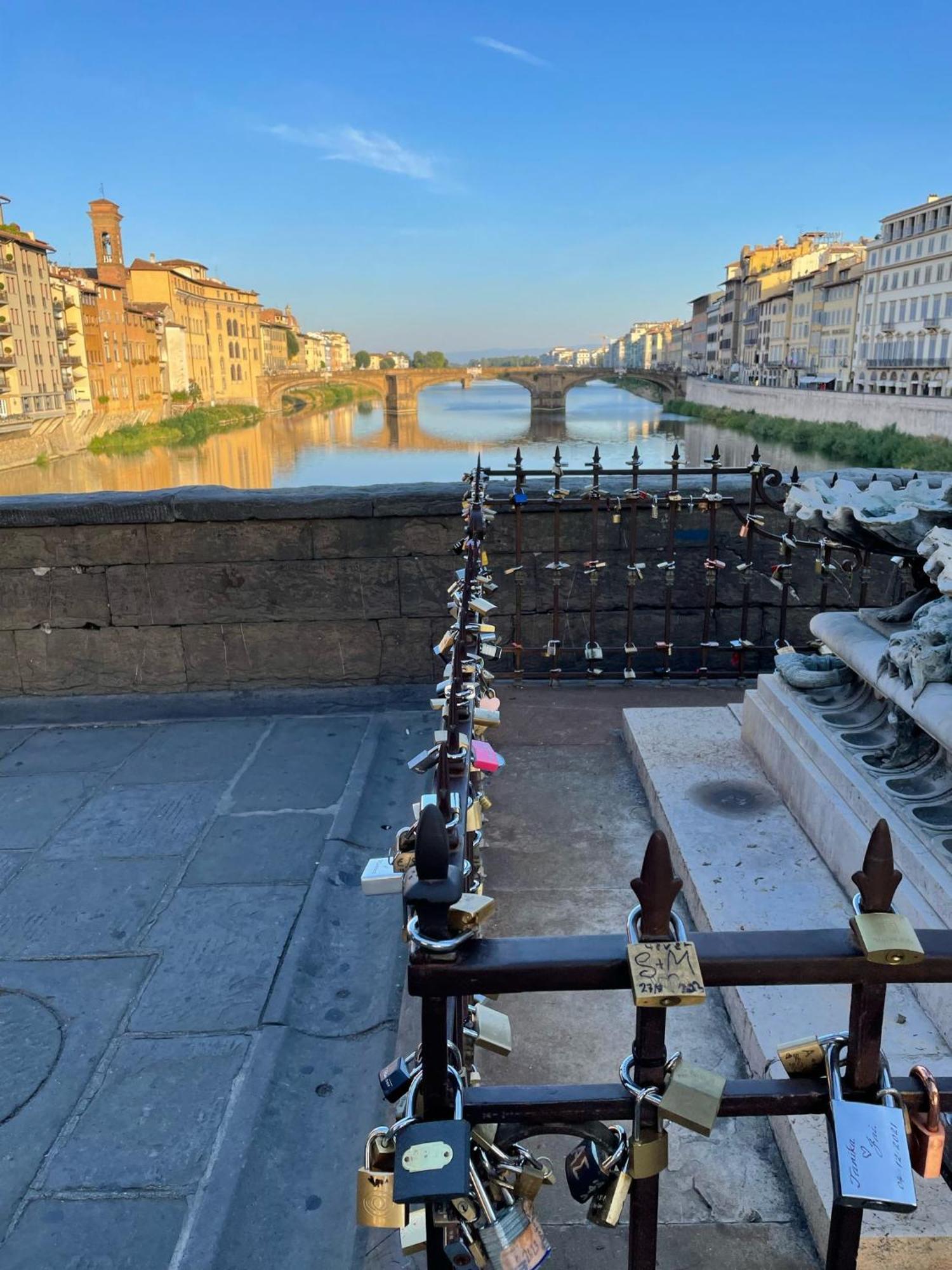 Modern Apartments In The Heart Of Firenze Esterno foto