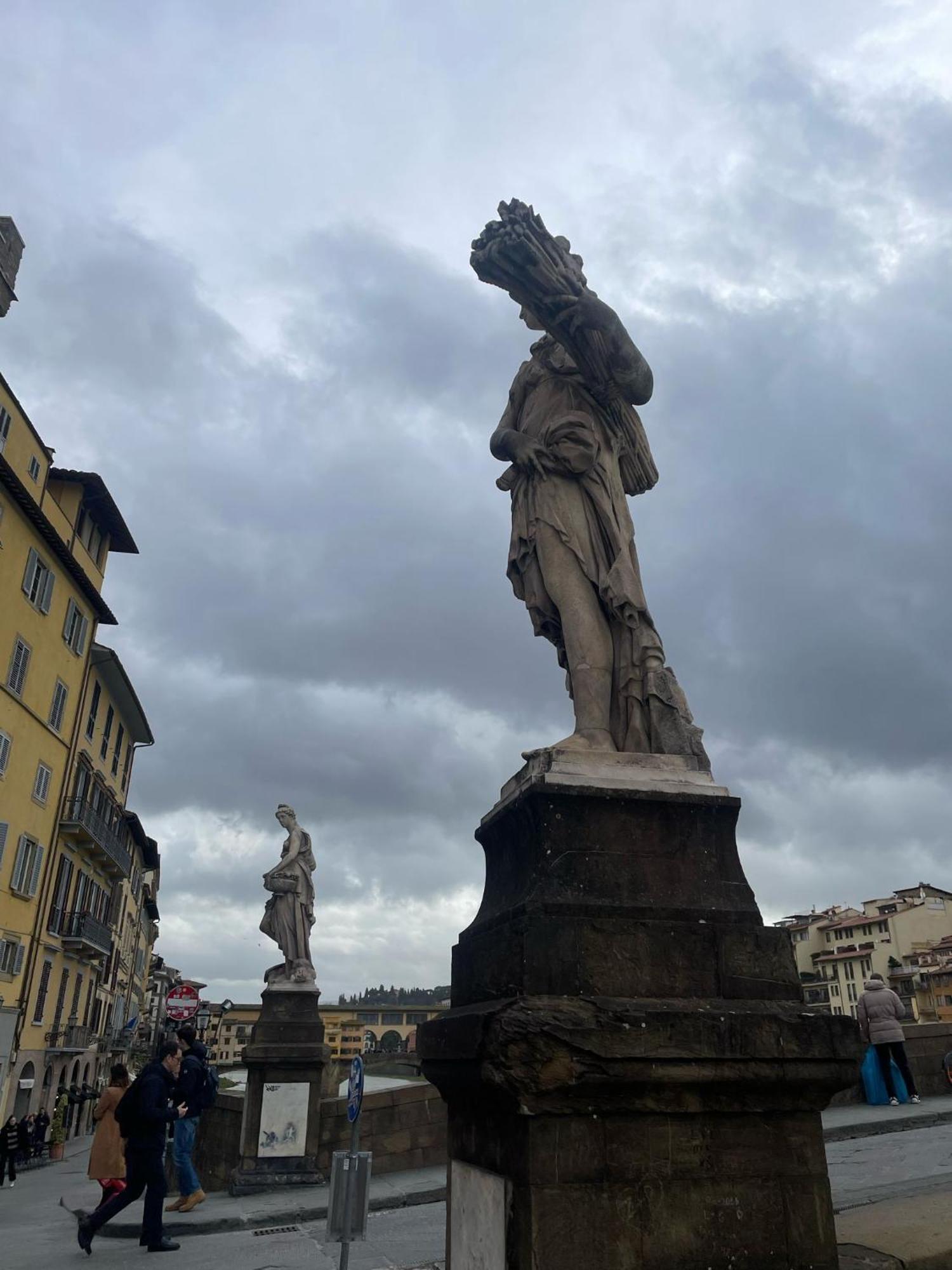 Modern Apartments In The Heart Of Firenze Esterno foto