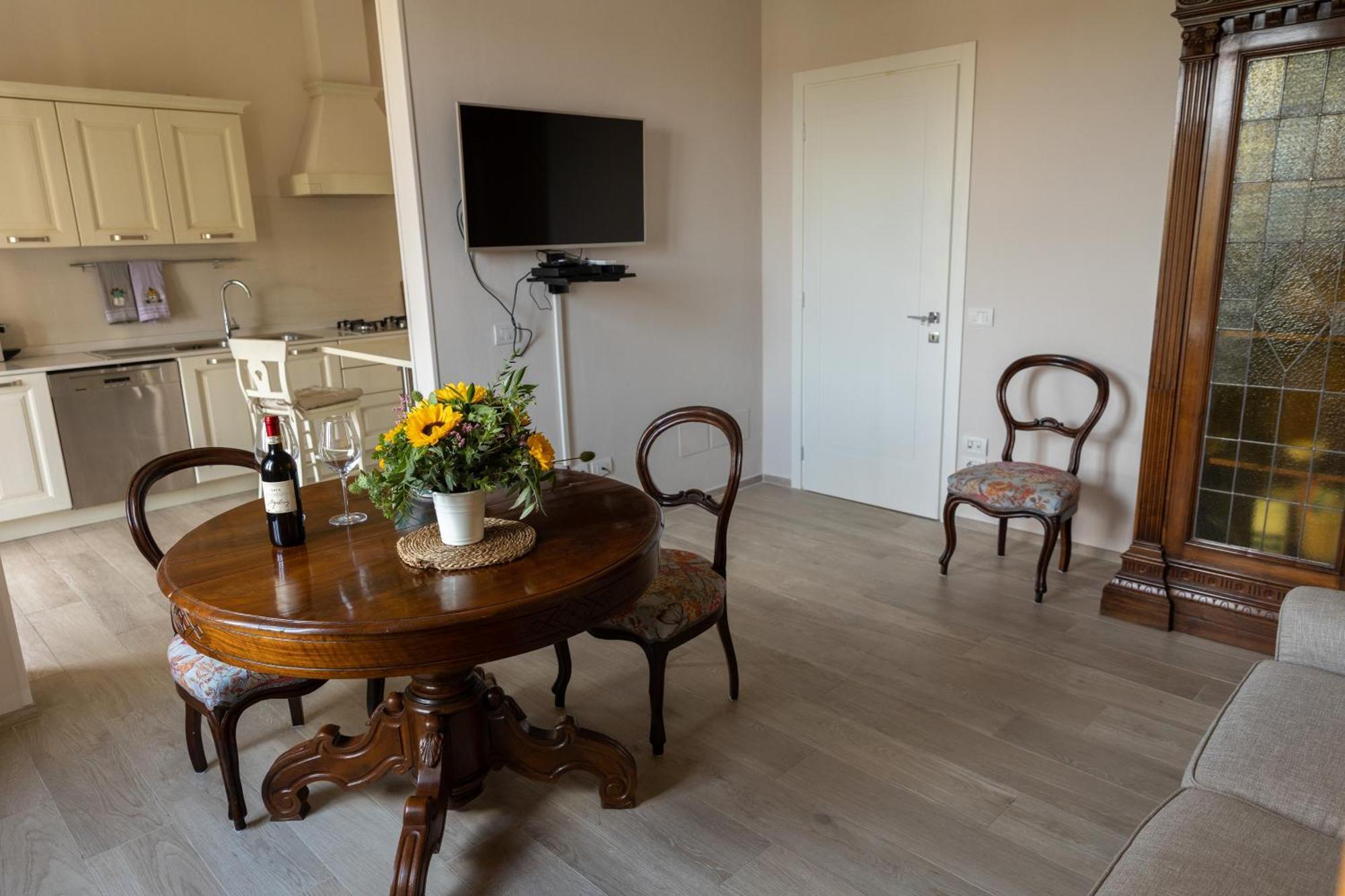 Modern Apartments In The Heart Of Firenze Esterno foto